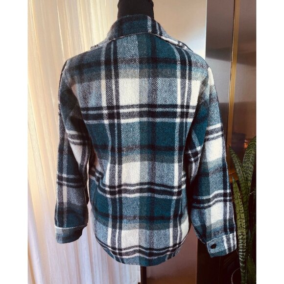 Vintage 60s Canadian Lumber Jack Wool Plaid Shirt, blue teal black & white, (S) - Picture 7 of 10